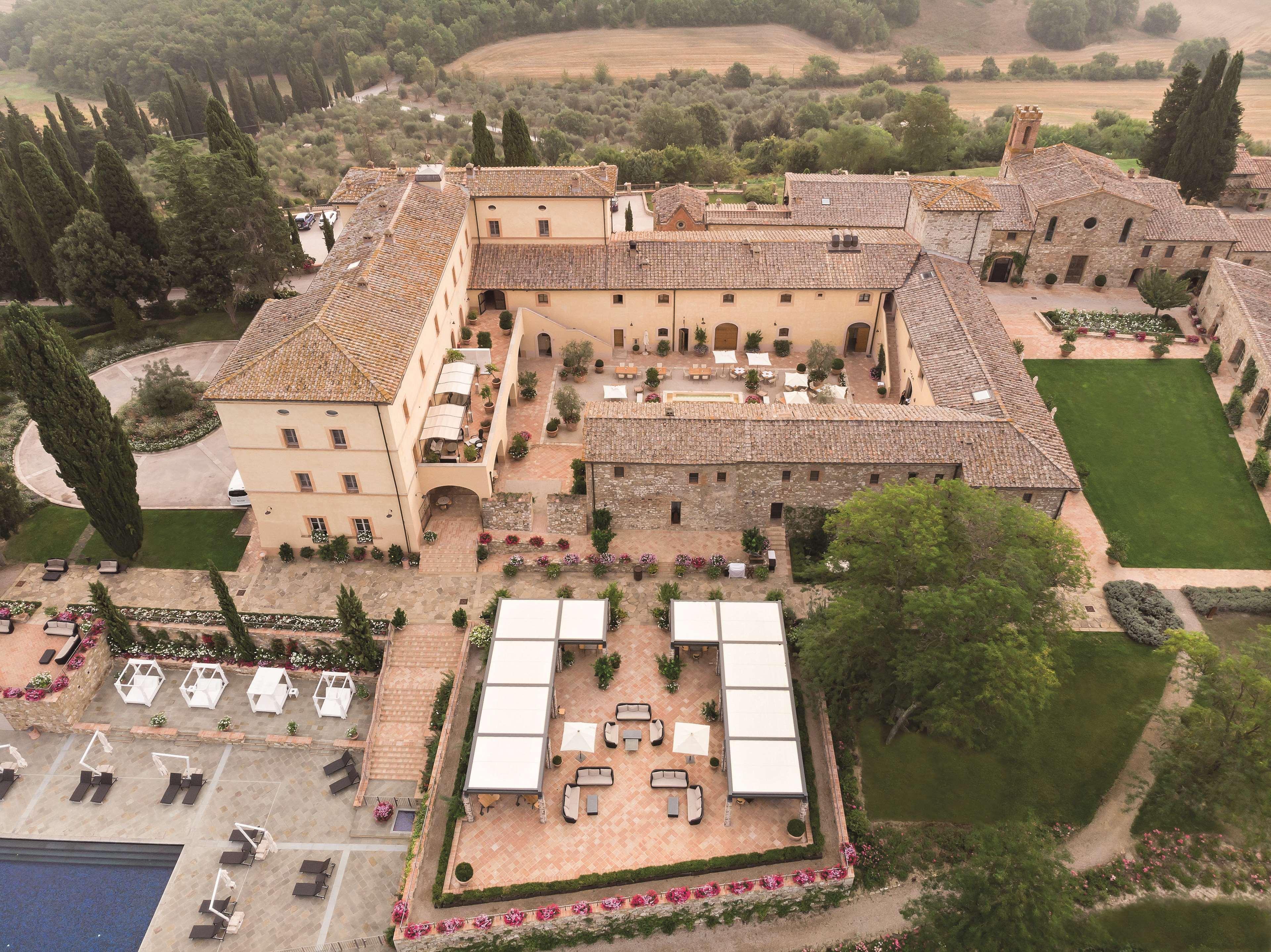 Castello Di Casole, A Belmond Hotel, Tuscany Casole d'Elsa Exterior photo