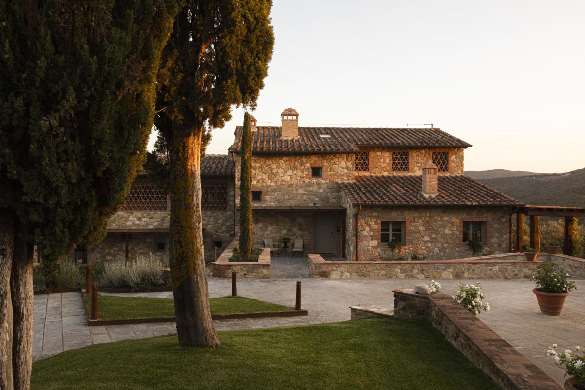 Castello Di Casole, A Belmond Hotel, Tuscany Casole d'Elsa Exterior photo